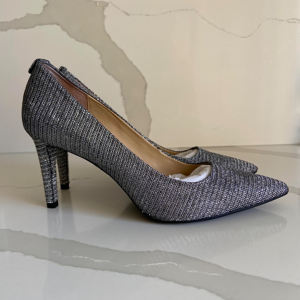 NEW MICHAEL KORS Keke Silver Glitter Chain Mesh Pumps Gun Metal Wedding Prom